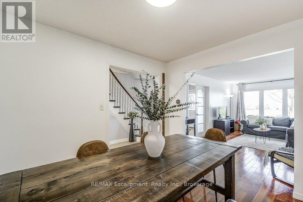 19 National Drive, Hamilton, Ontario  L8G 5C3 - Photo 7 - X12560212