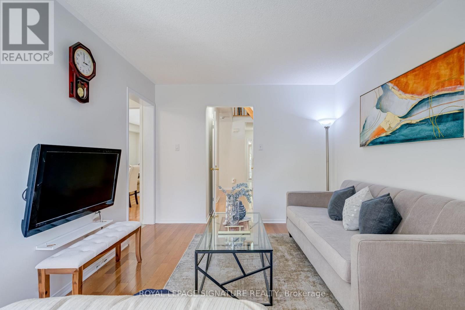 61 Cedarwood Crescent, Brampton, Ontario  L6X 4J9 - Photo 12 - W12559946