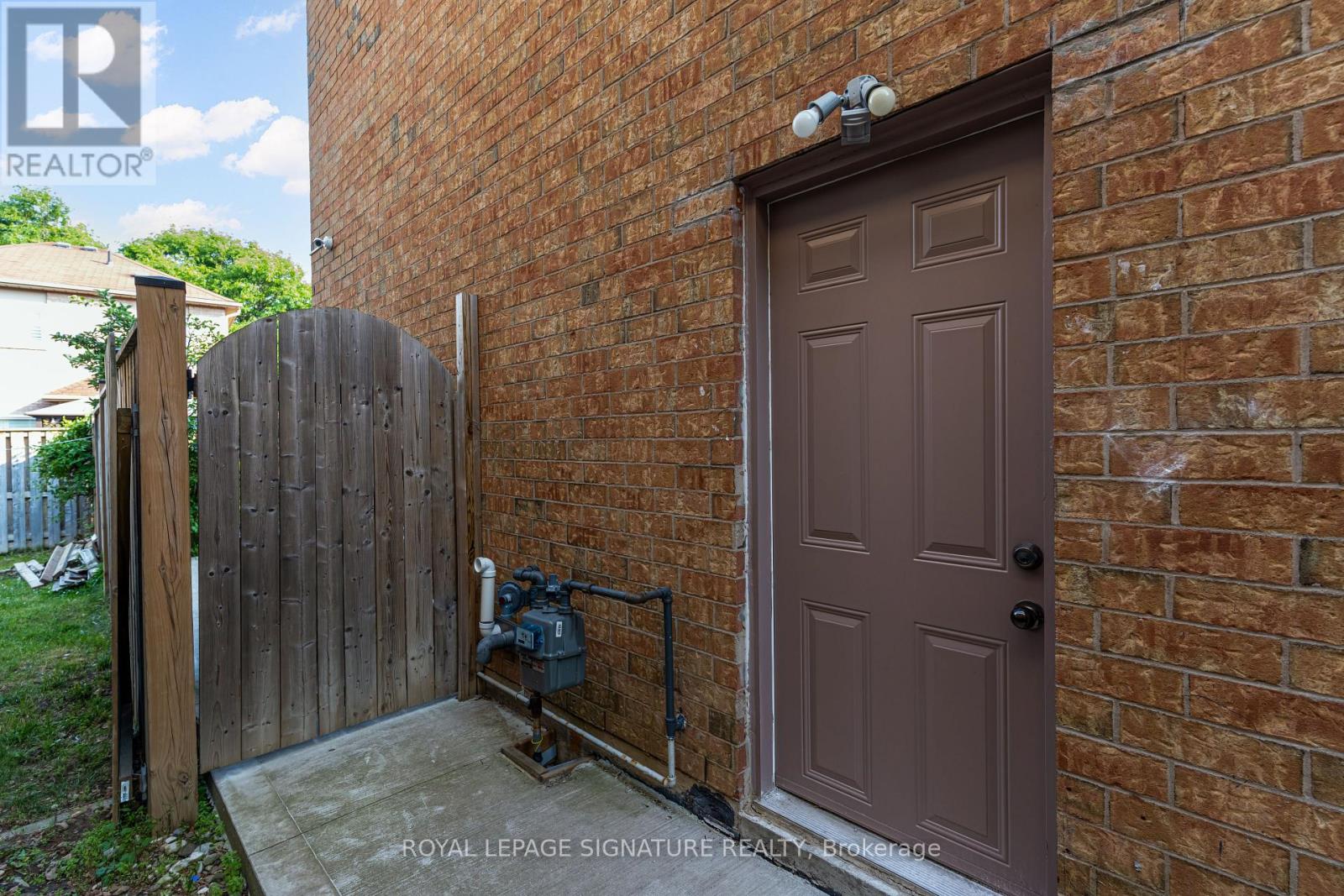 61 Cedarwood Crescent, Brampton, Ontario  L6X 4J9 - Photo 47 - W12559946