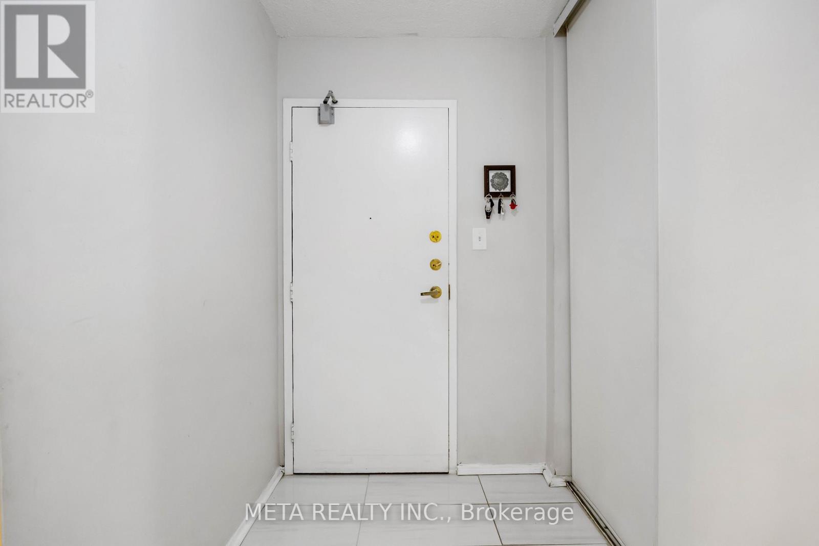 604 - 236 Albion Road, Toronto, Ontario  M9W 6A6 - Photo 3 - W12559962