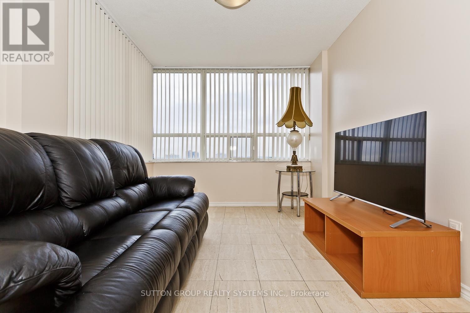 804 - 30 Malta Avenue, Brampton, Ontario  L6V 4A4 - Photo 14 - W12559980