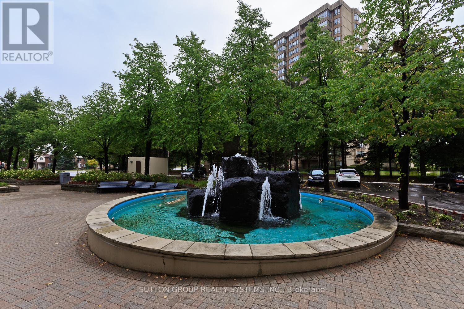 804 - 30 Malta Avenue, Brampton, Ontario  L6V 4A4 - Photo 2 - W12559980