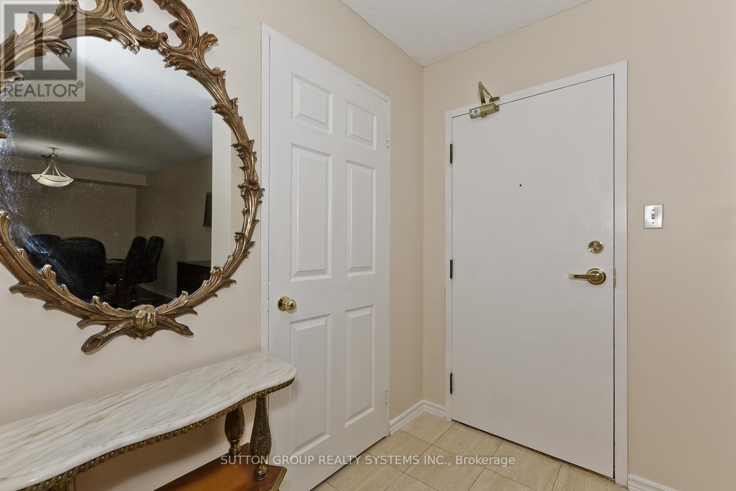 804 - 30 Malta Avenue, Brampton, Ontario  L6V 4A4 - Photo 7 - W12559980