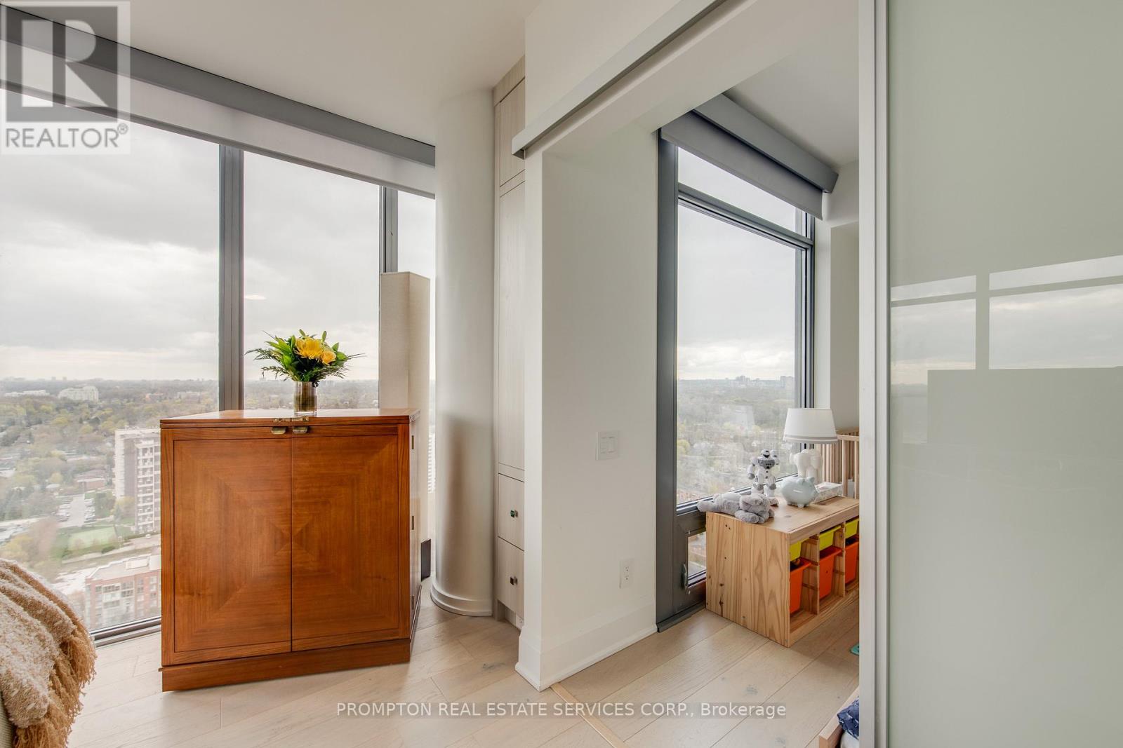 3010 - 105 The Queensway, Toronto, Ontario  M6S 5B5 - Photo 13 - W12559990