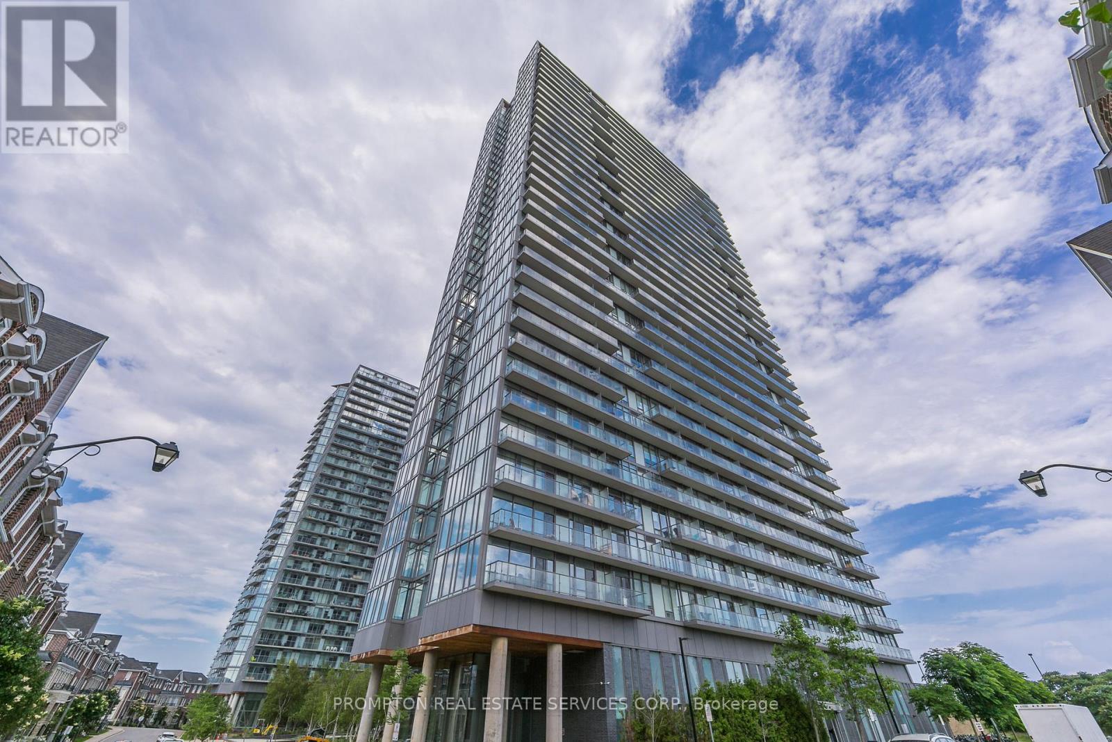 3010 - 105 The Queensway, Toronto, Ontario  M6S 5B5 - Photo 2 - W12559990