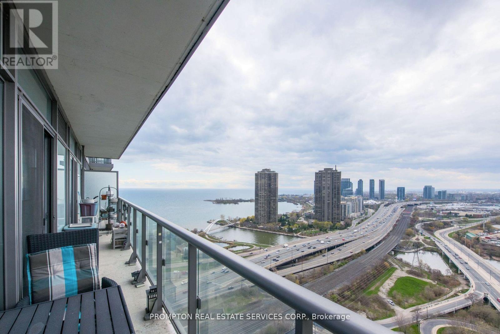 3010 - 105 The Queensway, Toronto, Ontario  M6S 5B5 - Photo 22 - W12559990