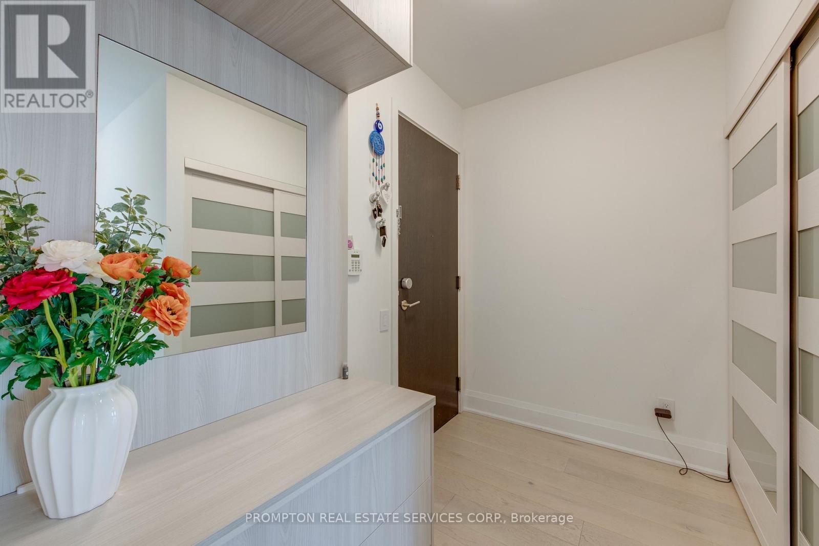 3010 - 105 The Queensway, Toronto, Ontario  M6S 5B5 - Photo 3 - W12559990