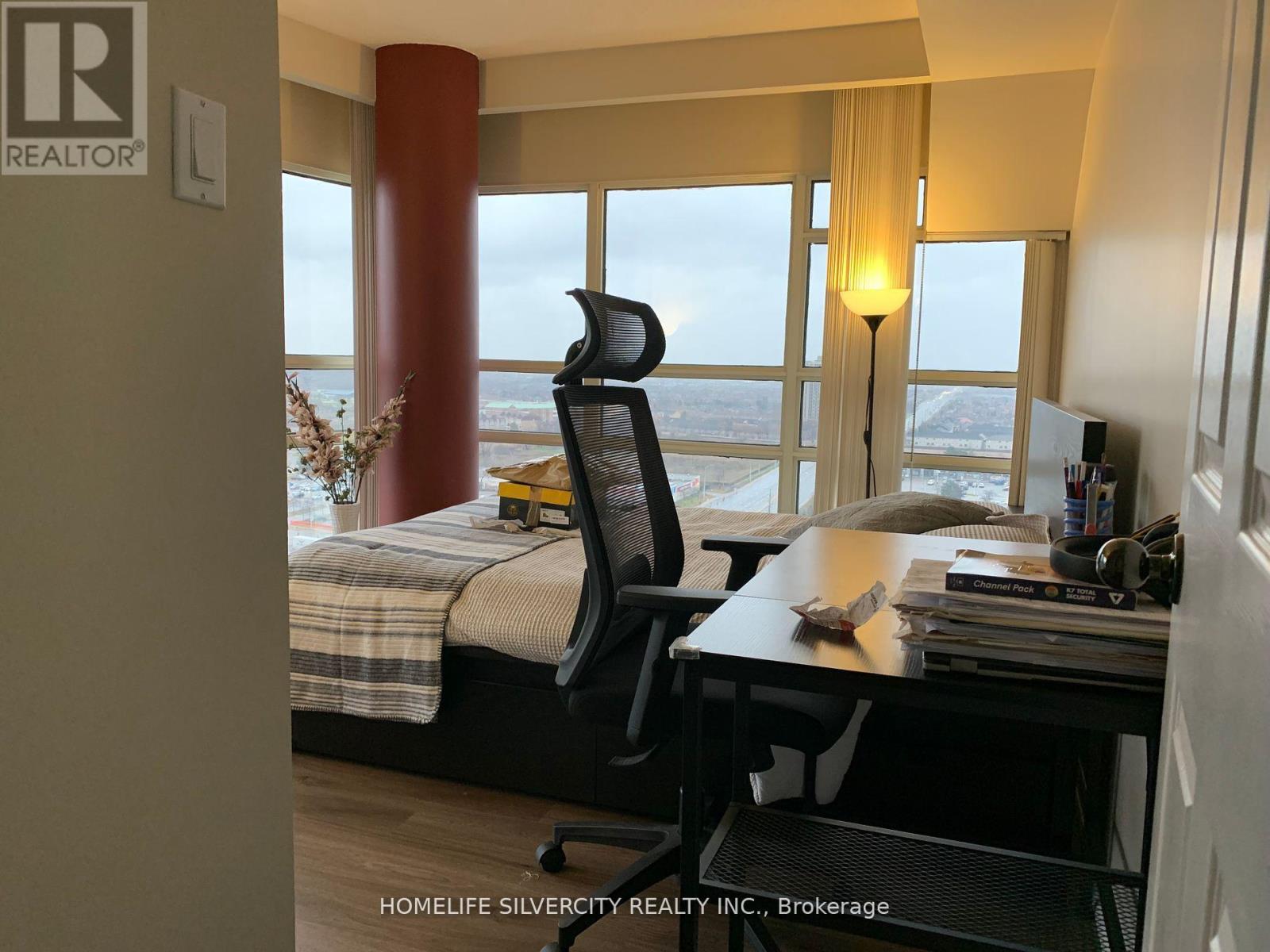 2201 - 50 Eglinton Avenue W, Mississauga, Ontario  L5R 3P5 - Photo 7 - W12559992