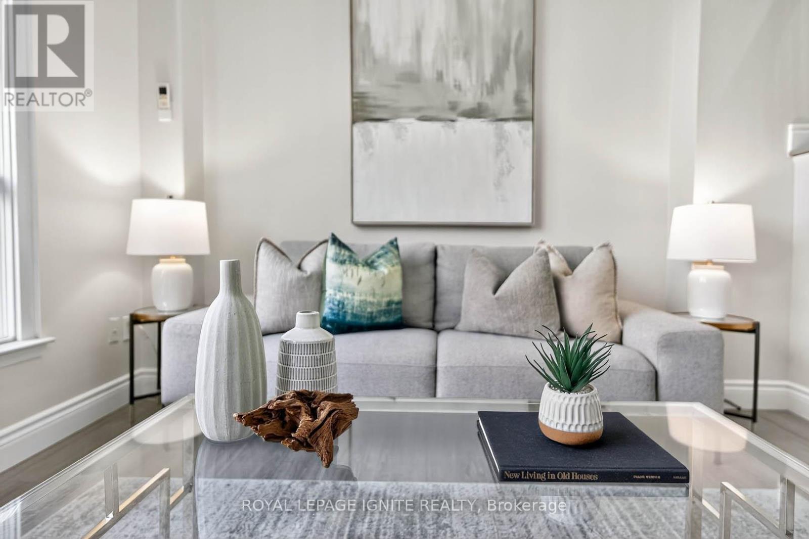 116 Darras Court, Brampton, Ontario  L6T 1W7 - Photo 6 - W12560082