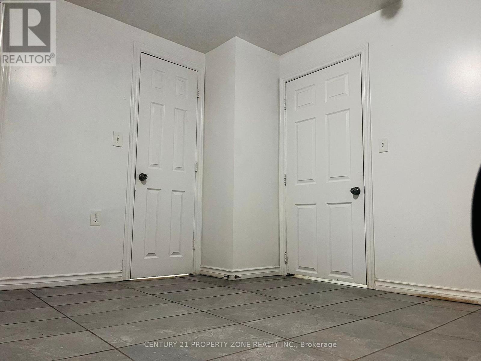 100 Sutherland Avenue, Brampton, Ontario  L6V 2H7 - Photo 7 - W12560090