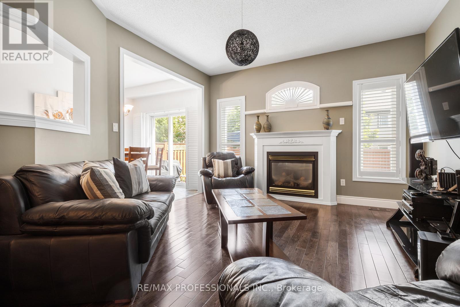 4797 Half Moon Grove, Mississauga, Ontario  L5M 7R7 - Photo 10 - W12560094