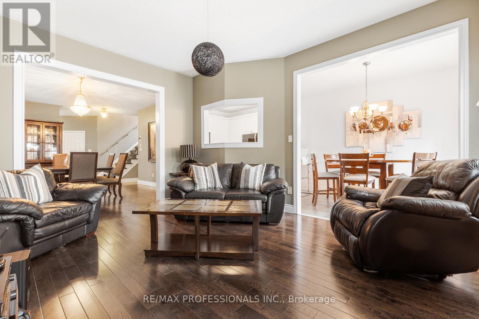 4797 Half Moon Grove, Mississauga, Ontario  L5M 7R7 - Photo 11 - W12560094