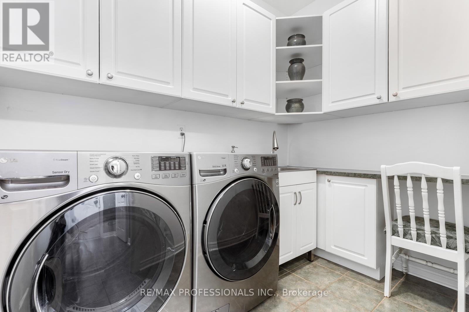 4797 Half Moon Grove, Mississauga, Ontario  L5M 7R7 - Photo 17 - W12560094