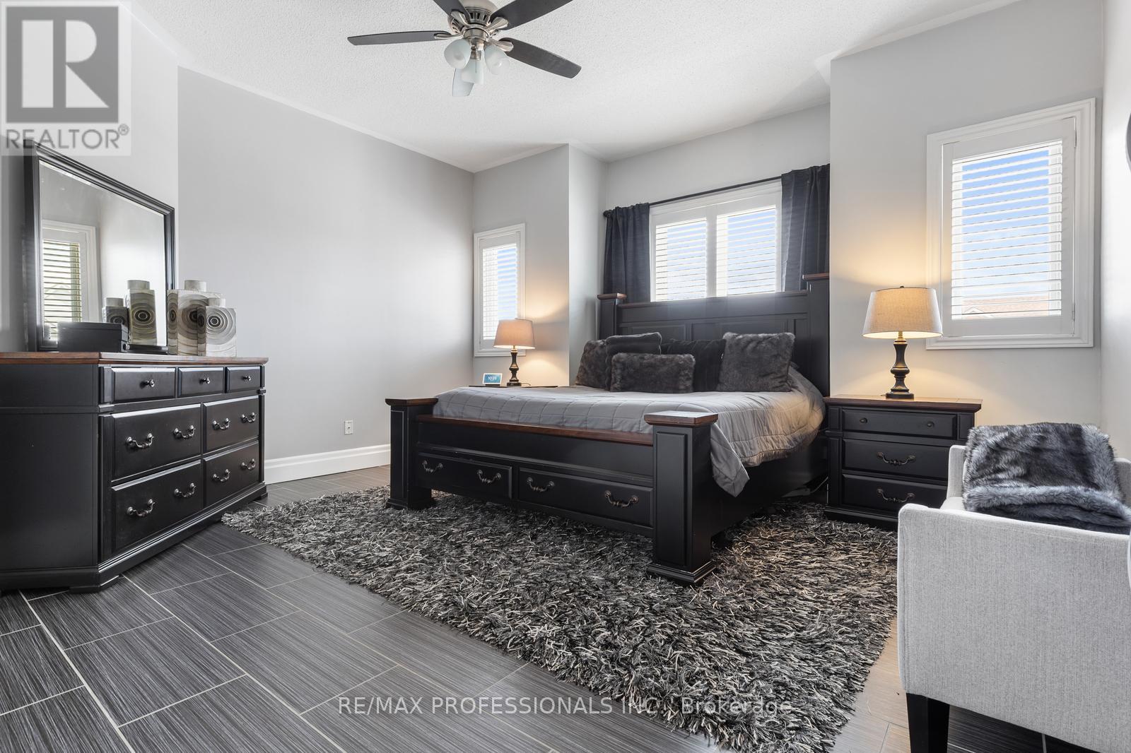 4797 Half Moon Grove, Mississauga, Ontario  L5M 7R7 - Photo 18 - W12560094