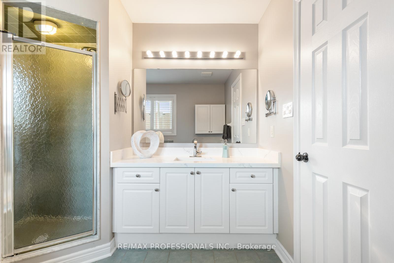 4797 Half Moon Grove, Mississauga, Ontario  L5M 7R7 - Photo 29 - W12560094