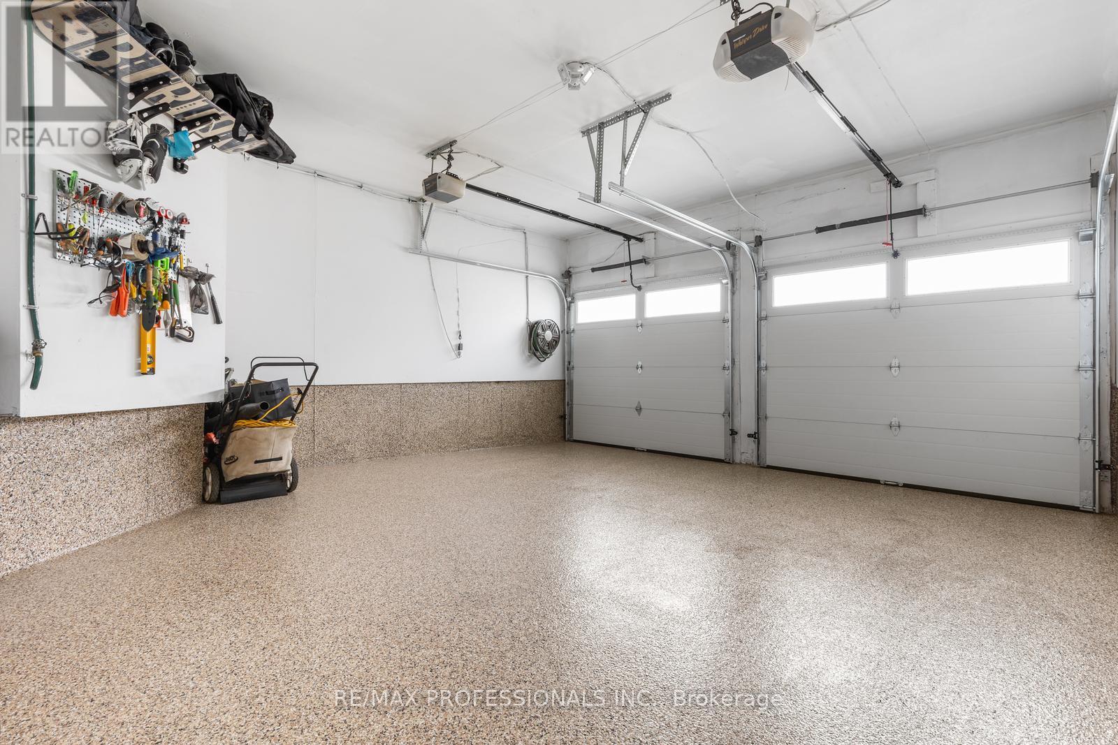 4797 Half Moon Grove, Mississauga, Ontario  L5M 7R7 - Photo 36 - W12560094