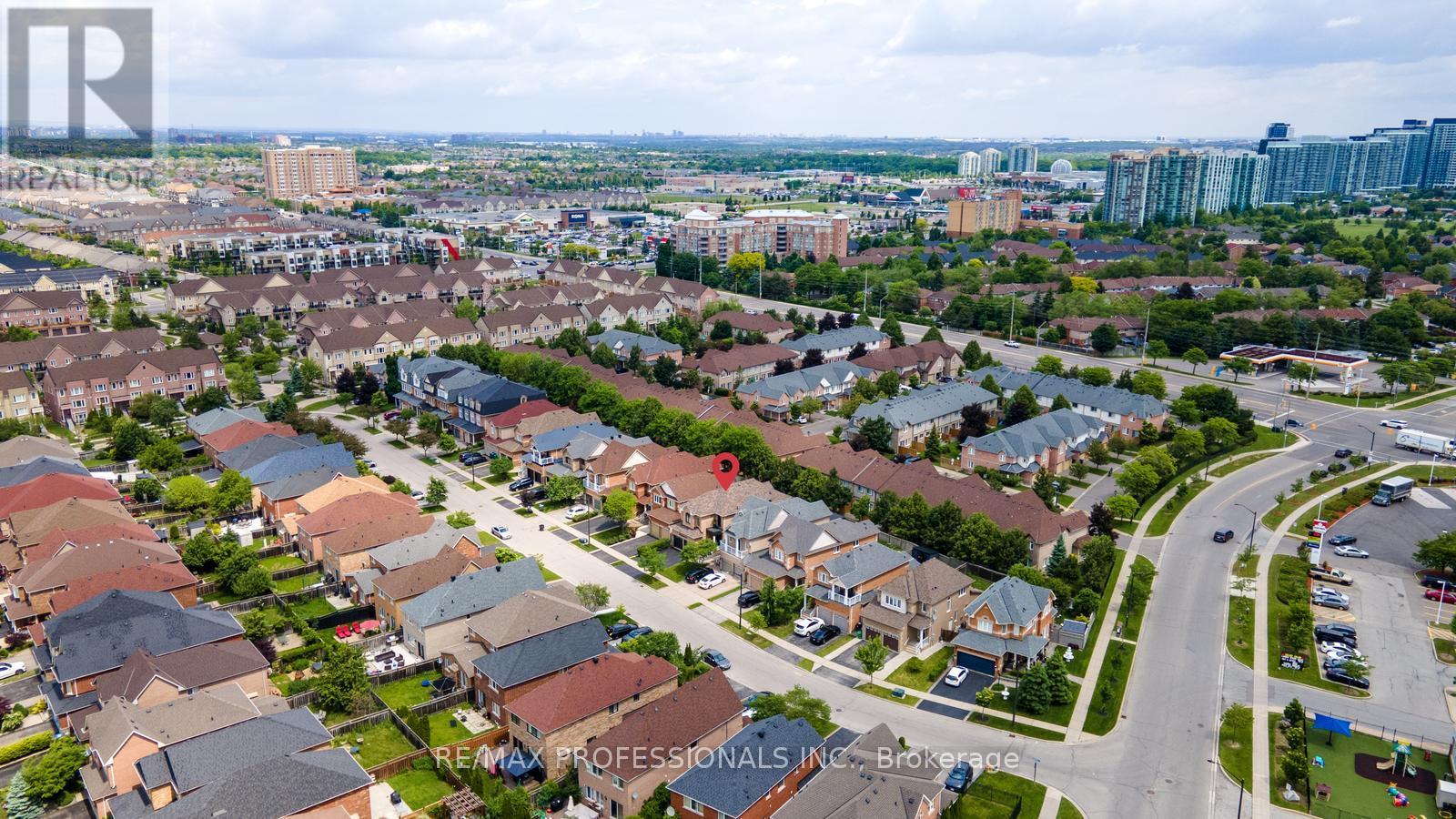 4797 Half Moon Grove, Mississauga, Ontario  L5M 7R7 - Photo 45 - W12560094