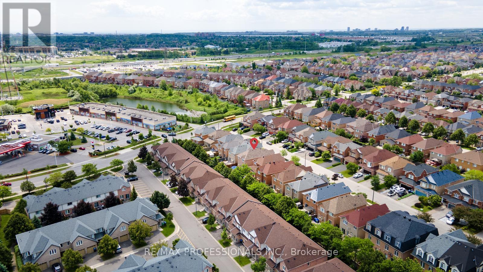 4797 Half Moon Grove, Mississauga, Ontario  L5M 7R7 - Photo 47 - W12560094