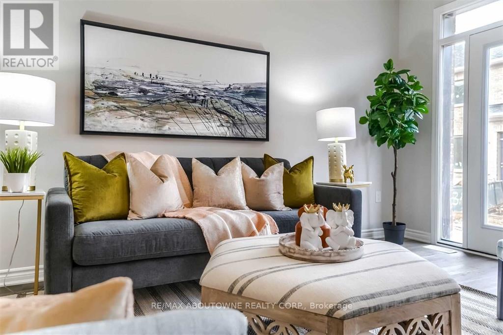 1914 Thames Circle, Milton, Ontario  L9E 1Y9 - Photo 15 - W12560104