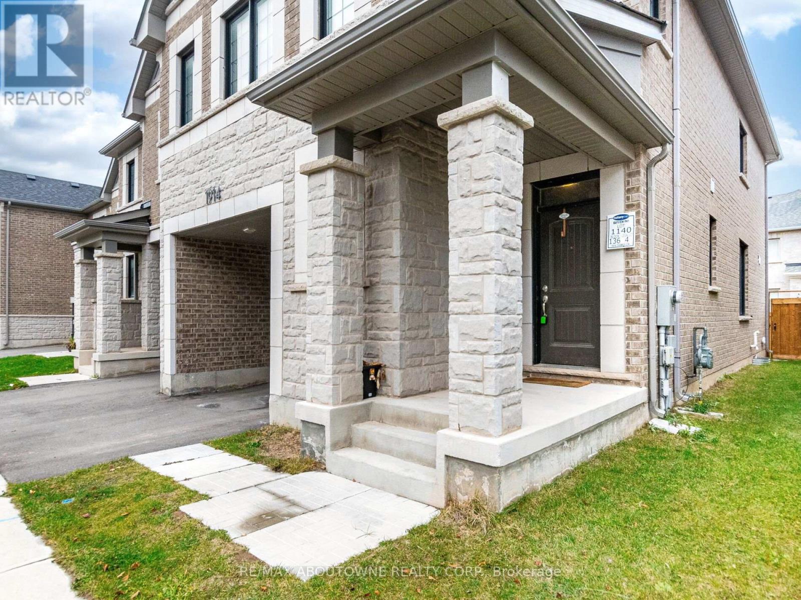 1914 Thames Circle, Milton, Ontario  L9E 1Y9 - Photo 6 - W12560104