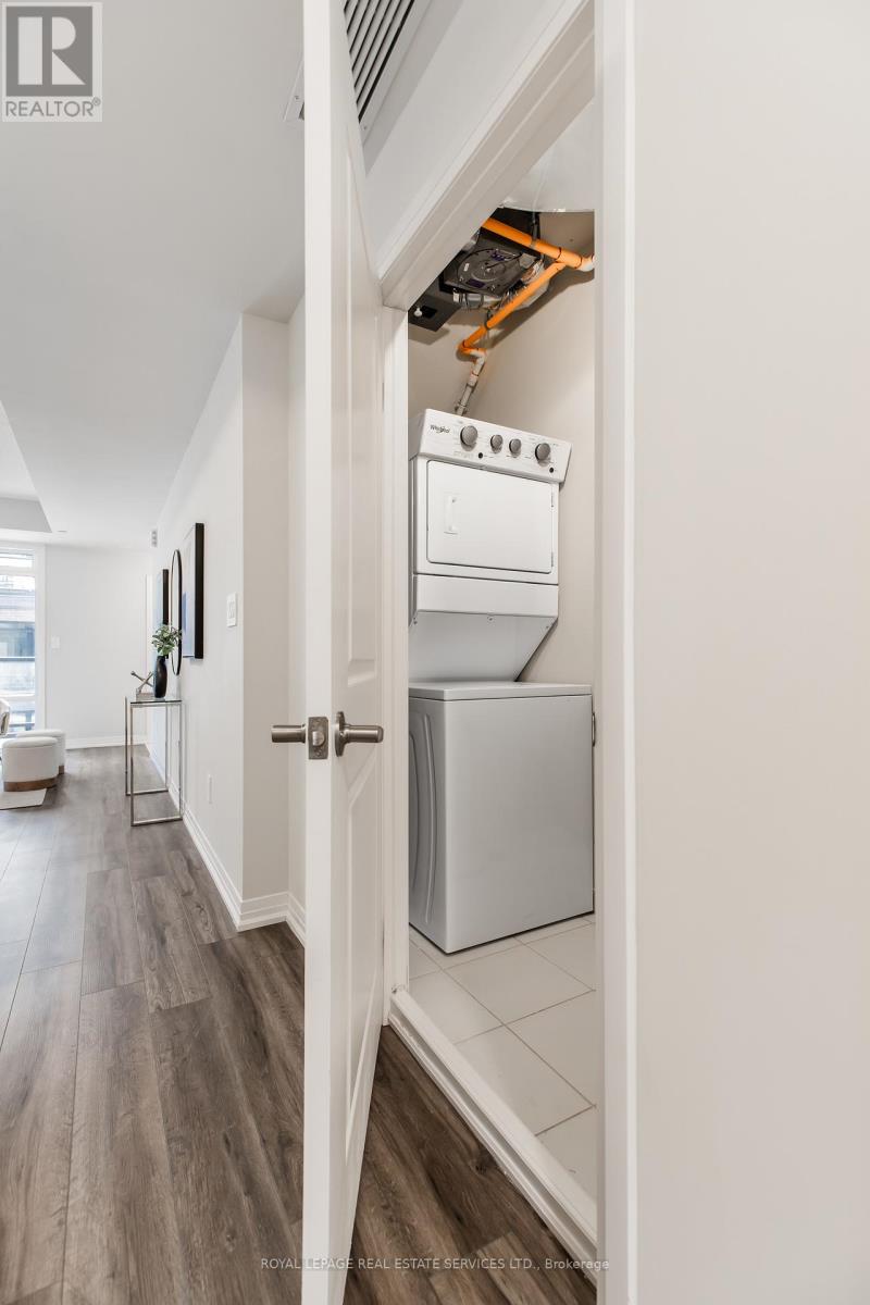 112 - 1597 Rose Way, Milton, Ontario  L9E 1N4 - Photo 28 - W12560108