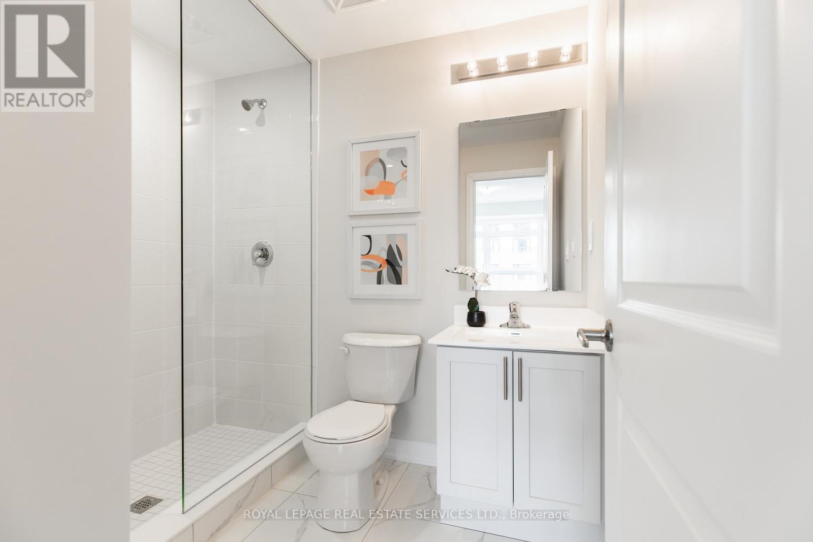 112 - 1597 Rose Way, Milton, Ontario  L9E 1N4 - Photo 45 - W12560108