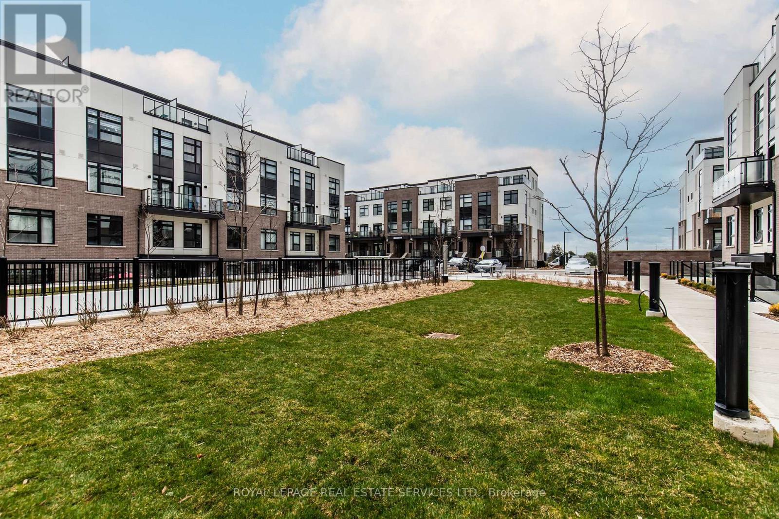 112 - 1597 Rose Way, Milton, Ontario  L9E 1N4 - Photo 49 - W12560108