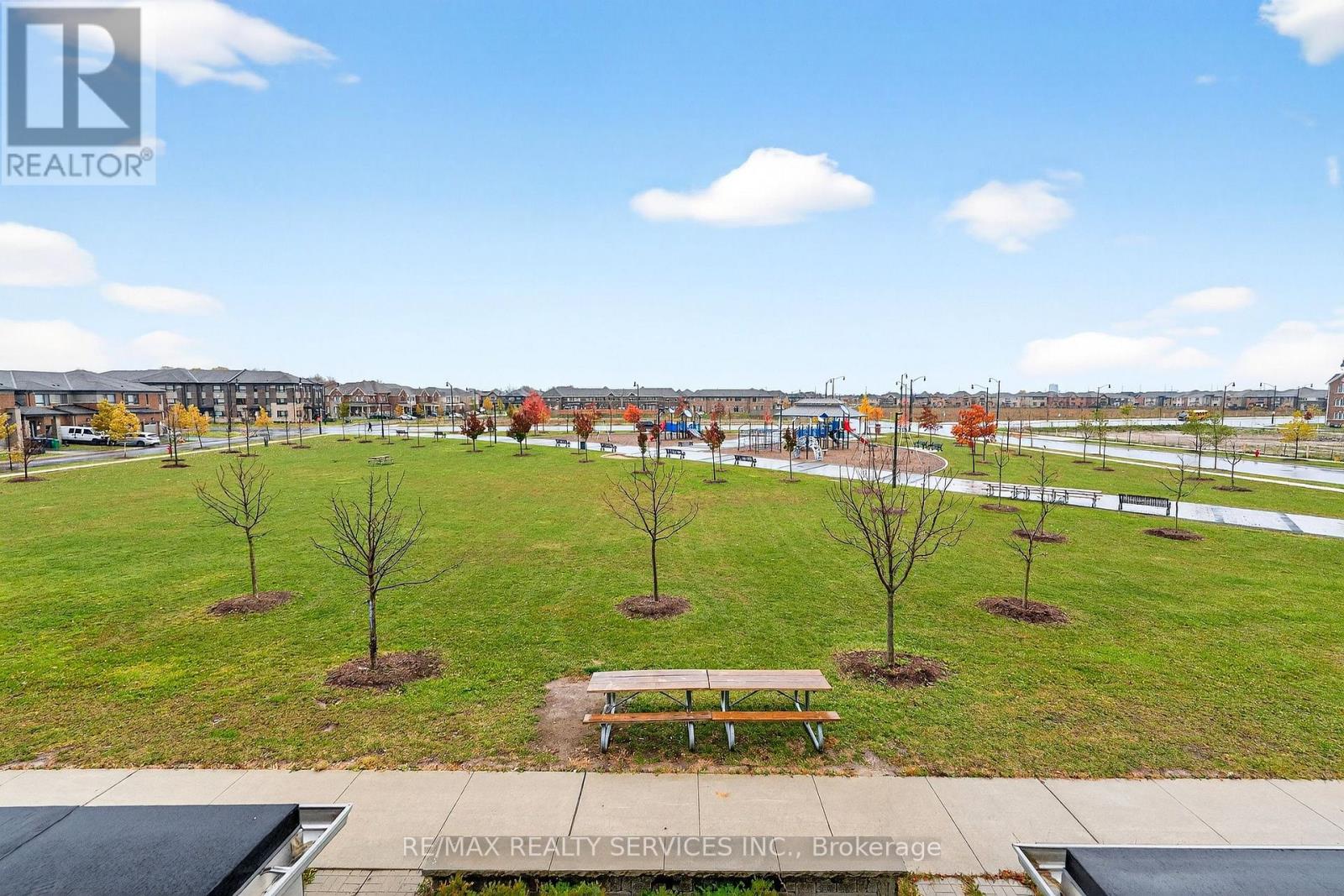 38 Divers Road, Brampton, Ontario  L7A 5C9 - Photo 27 - W12560126