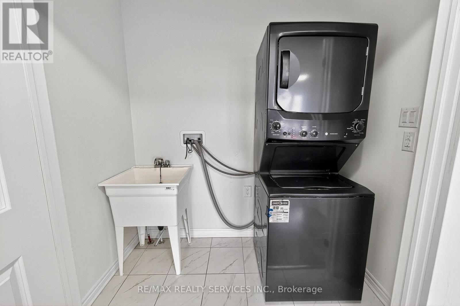 38 Divers Road, Brampton, Ontario  L7A 5C9 - Photo 39 - W12560126