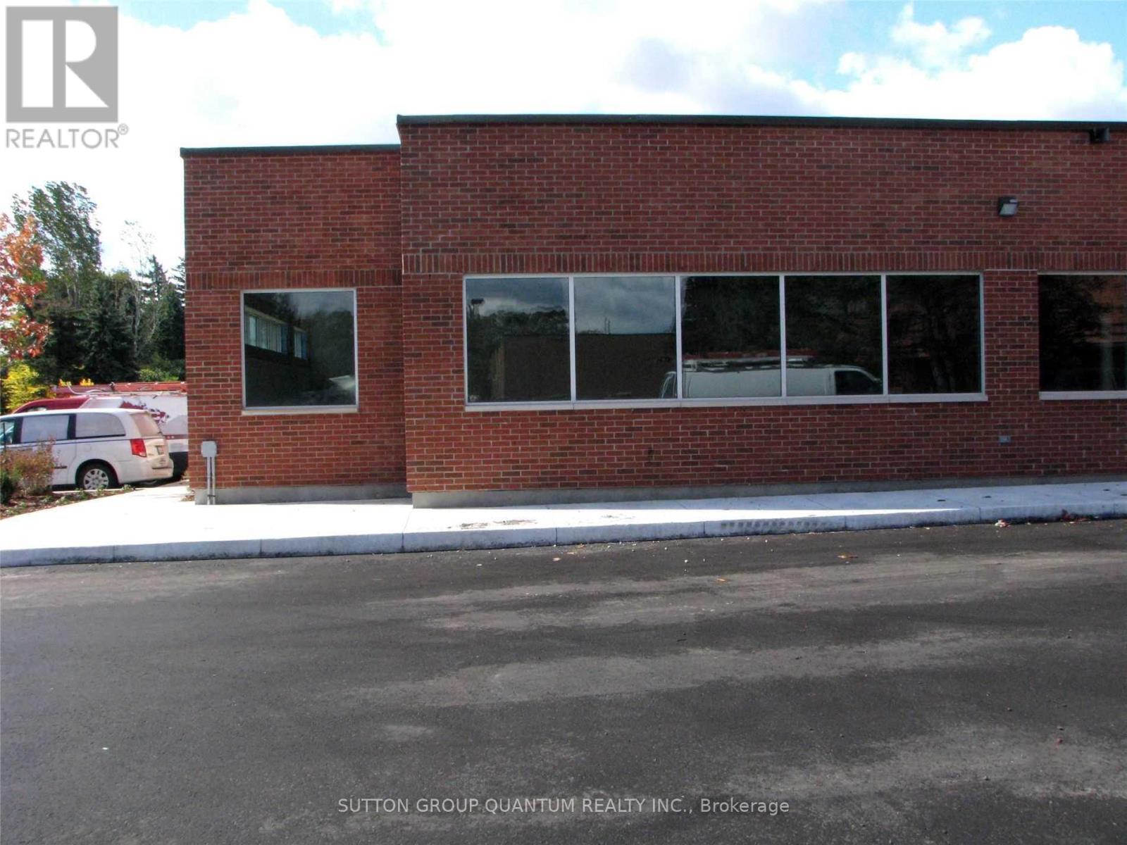 208 - 1060 Speers Road, Oakville, Ontario  L6L 2X4 - Photo 10 - W12551302