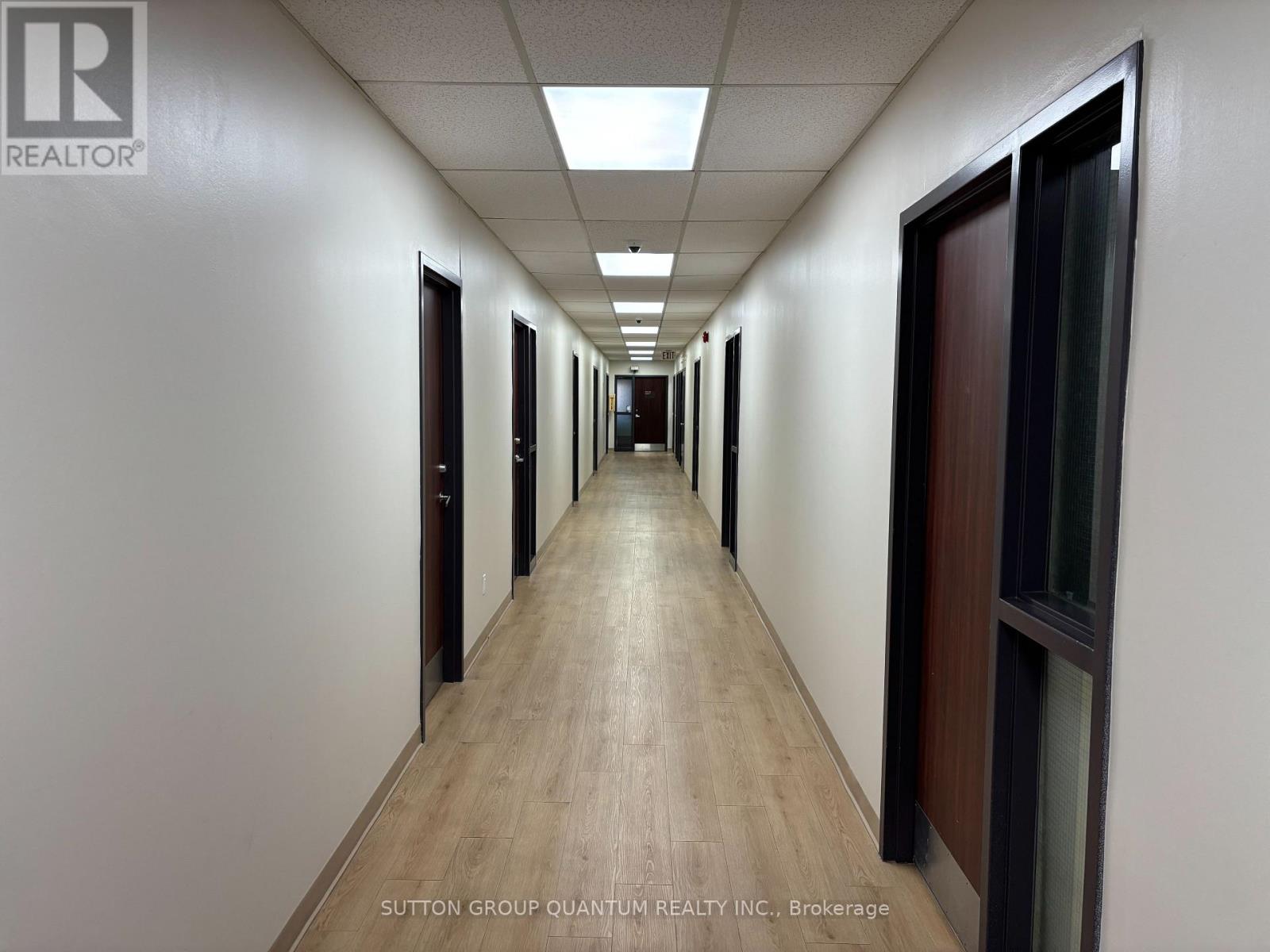 208 - 1060 Speers Road, Oakville, Ontario  L6L 2X4 - Photo 8 - W12551302