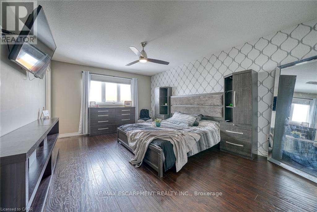 32 Langrell Avenue, Tillsonburg, Ontario  N4G 5X8 - Photo 25 - X12542834