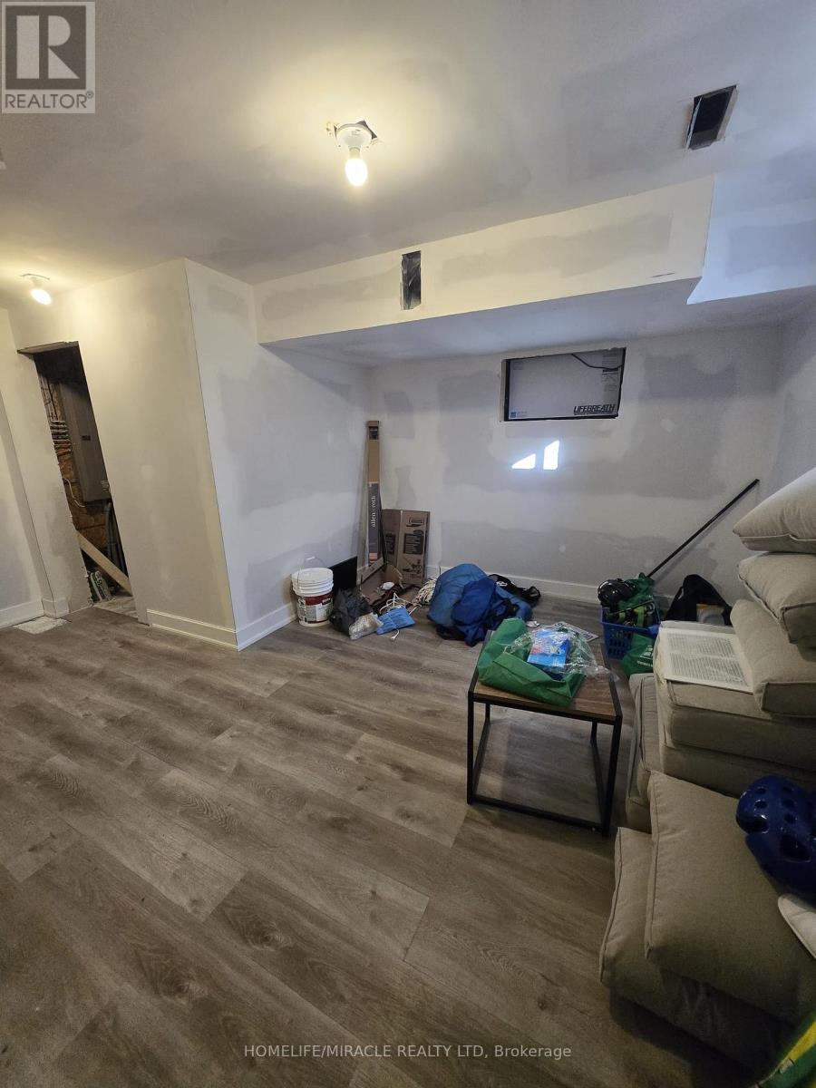 27 - 1 Leggott Avenue, Barrie, Ontario  L4M 0K7 - Photo 24 - S12499108