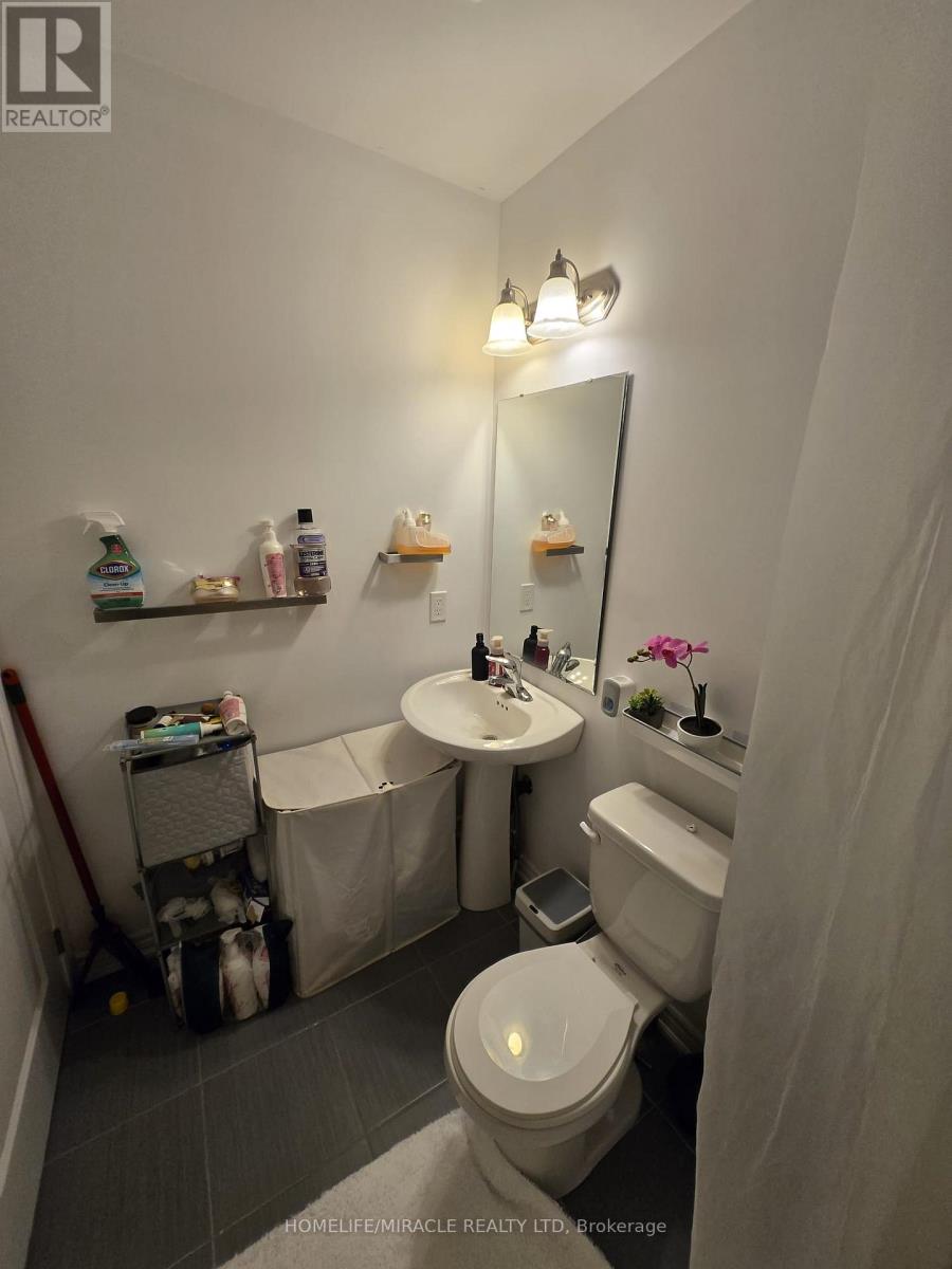 27 - 1 Leggott Avenue, Barrie, Ontario  L4M 0K7 - Photo 7 - S12499108