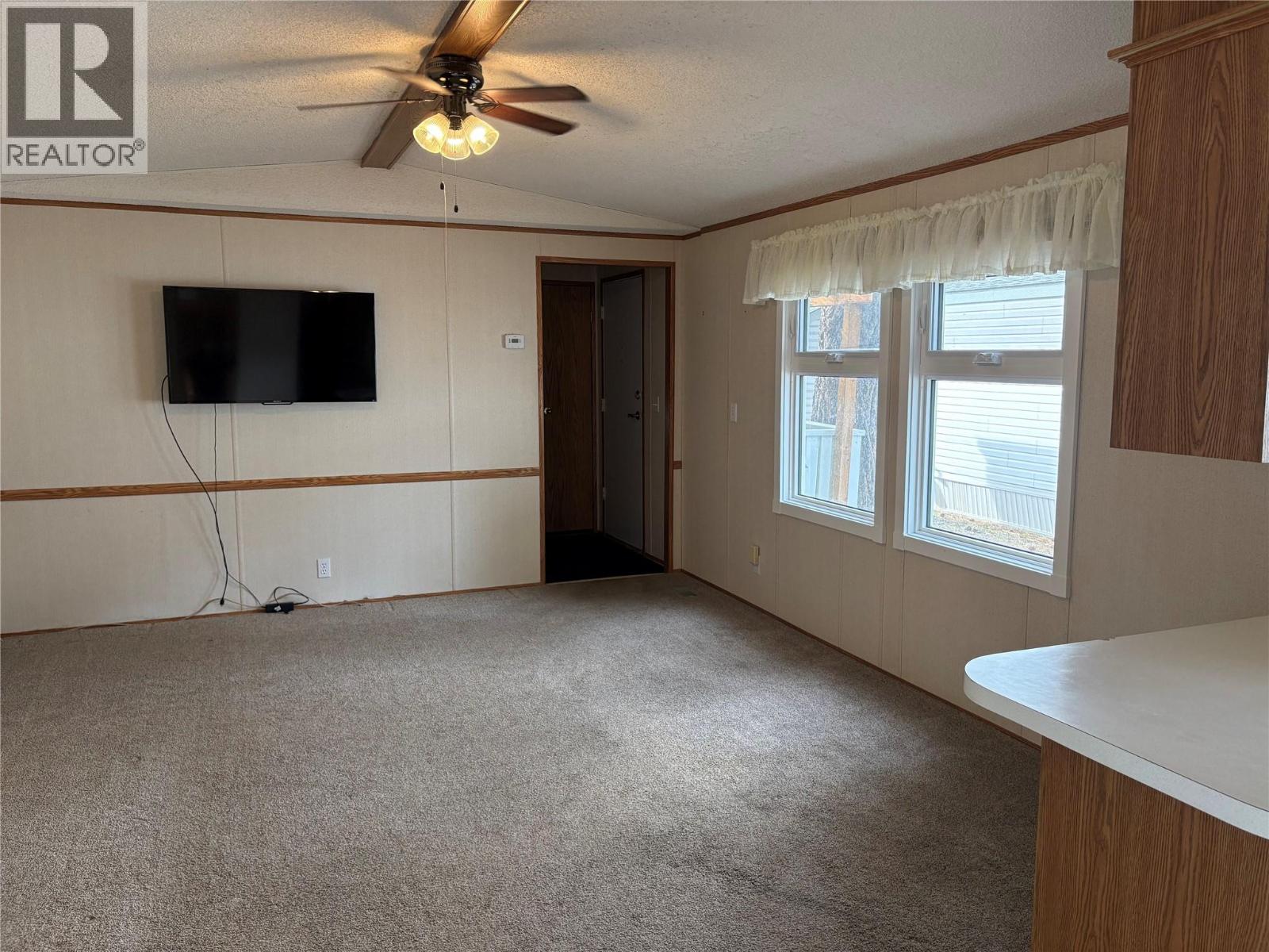 724 Innes Avenue S Unit# 63, Cranbrook, British Columbia V1C 2A5 - Photo 3 - 10369640