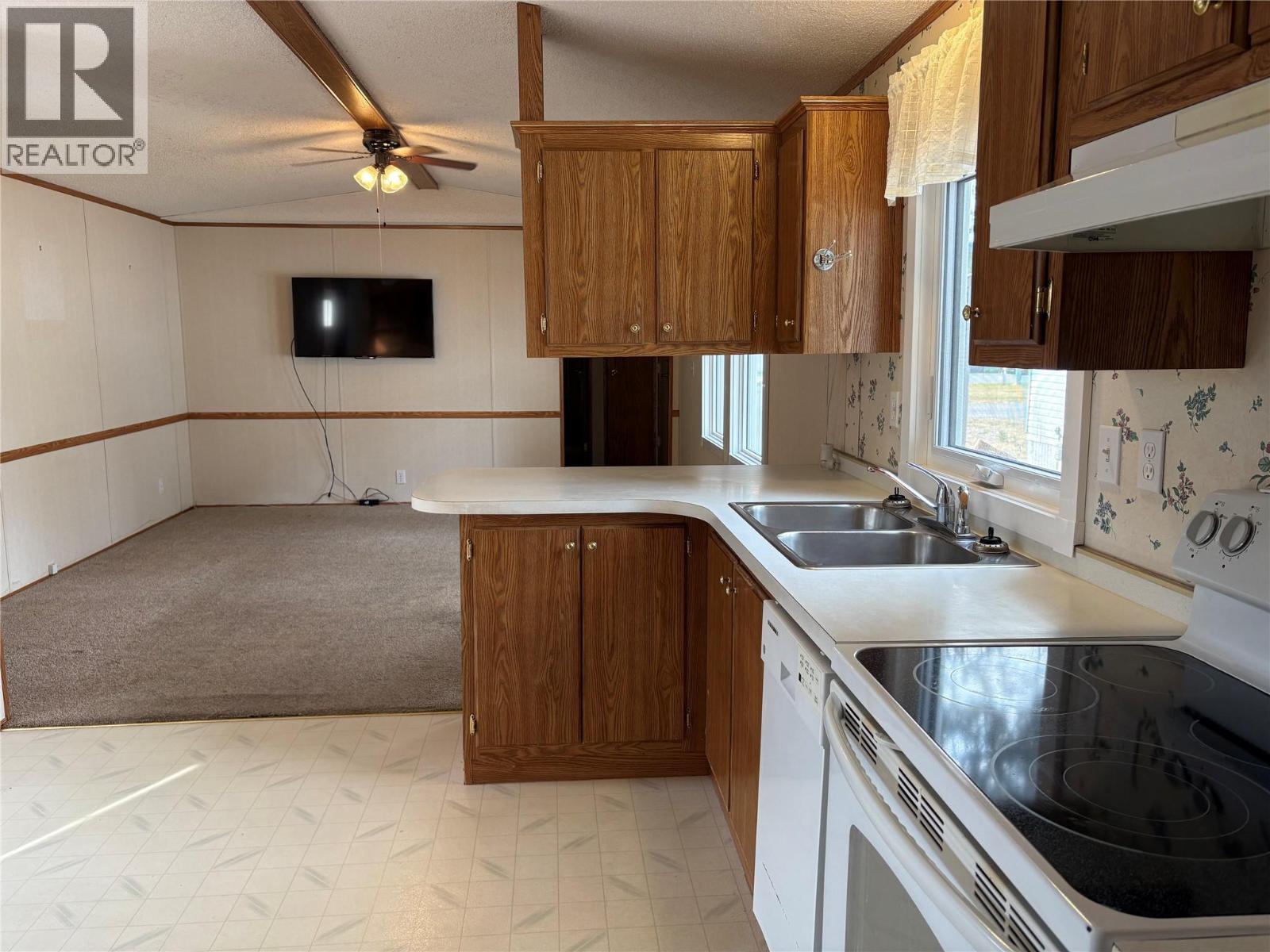 724 Innes Avenue S Unit# 63, Cranbrook, British Columbia V1C 2A5 - Photo 6 - 10369640