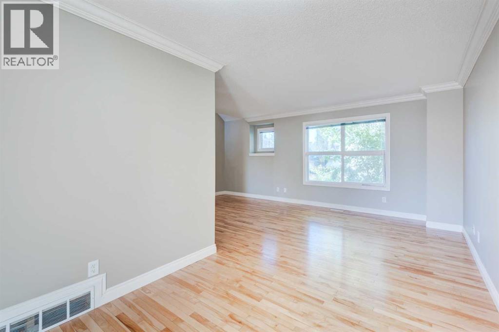 66 Cedarwood Lane Sw, Calgary, Alberta  T2W 6J3 - Photo 10 - A2265127