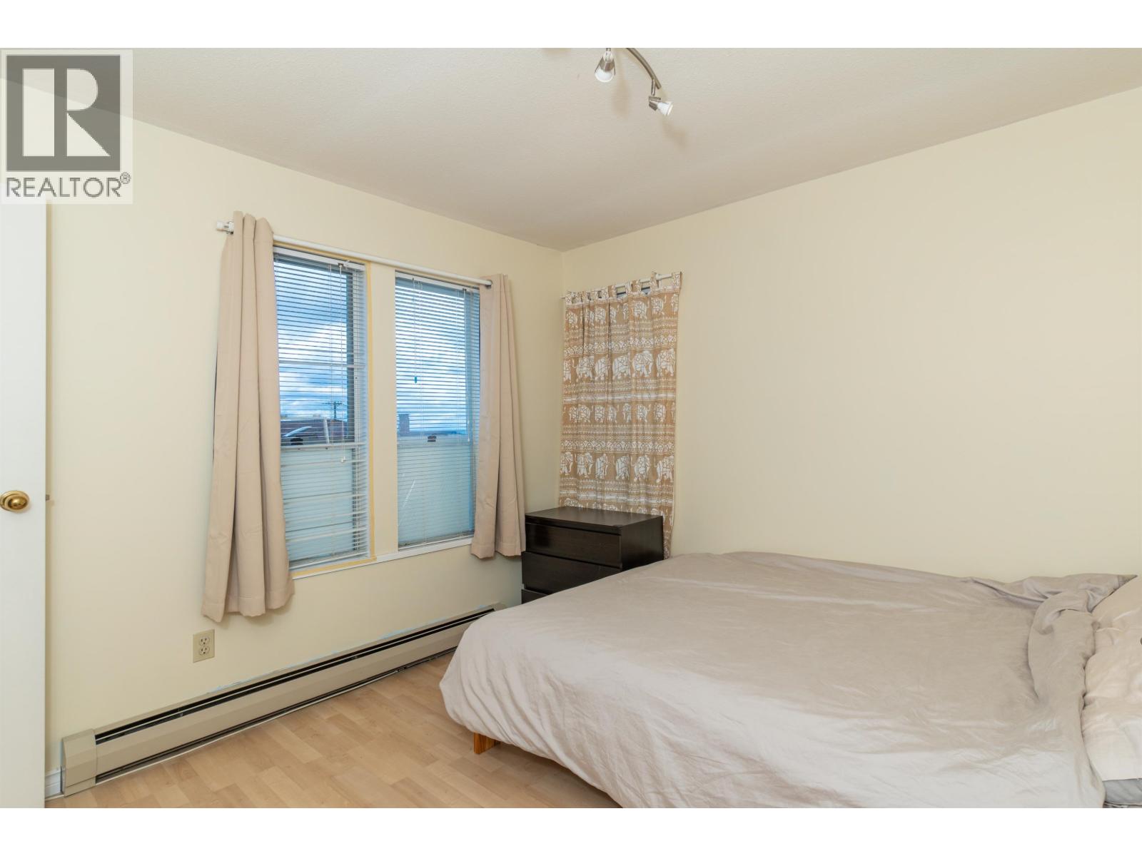 111 Grosvenor Avenue, Burnaby, British Columbia  V5B 3N7 - Photo 24 - R3068830