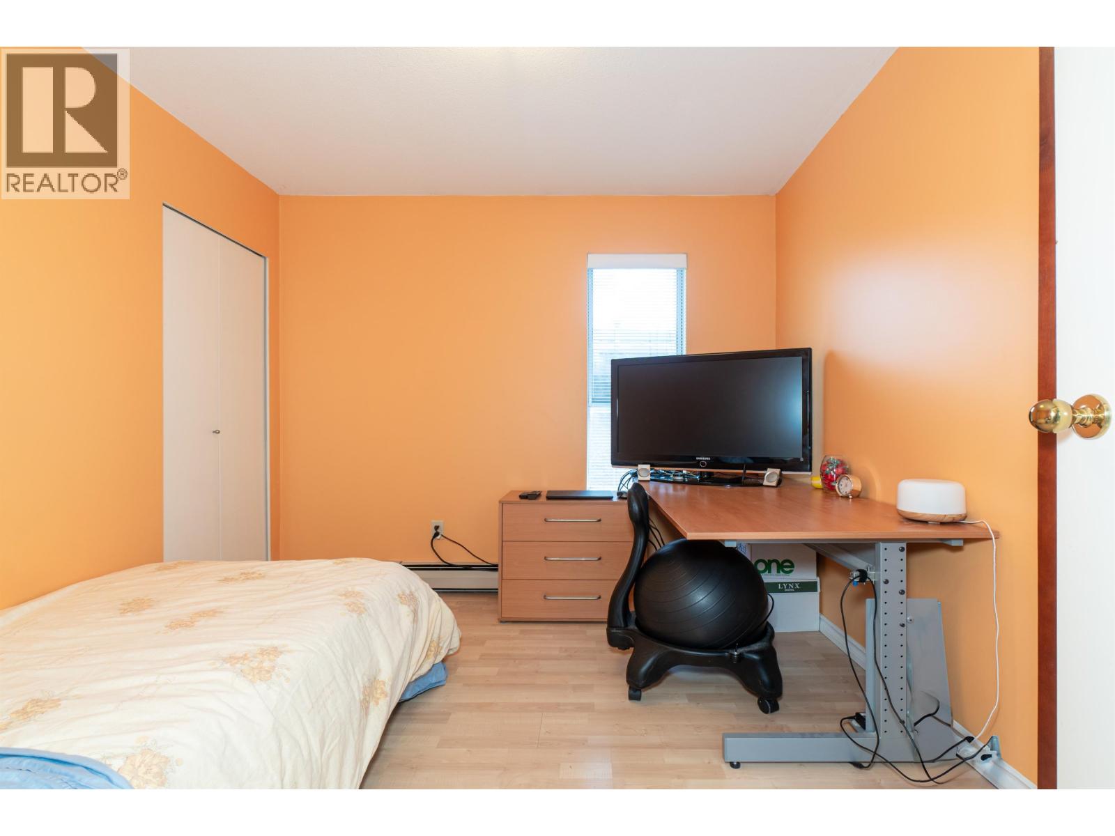 111 Grosvenor Avenue, Burnaby, British Columbia  V5B 3N7 - Photo 26 - R3068830