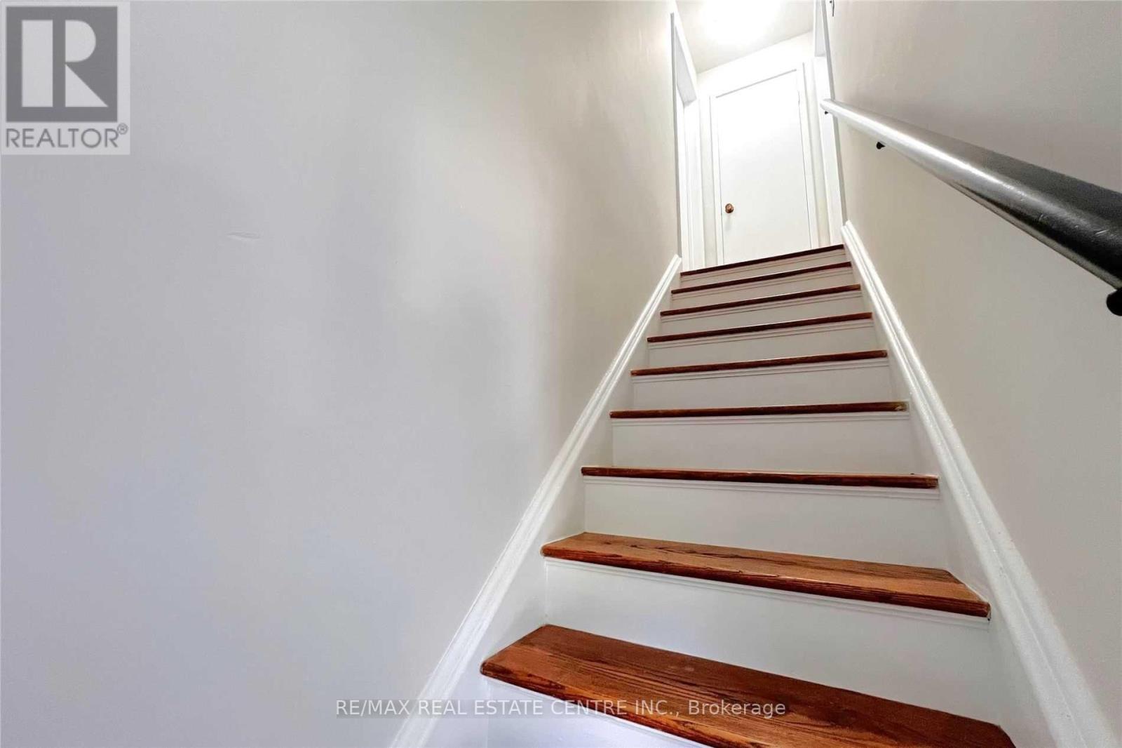 25 Hayes Avenue, Hamilton, Ontario  L8H 1M3 - Photo 16 - X12559984