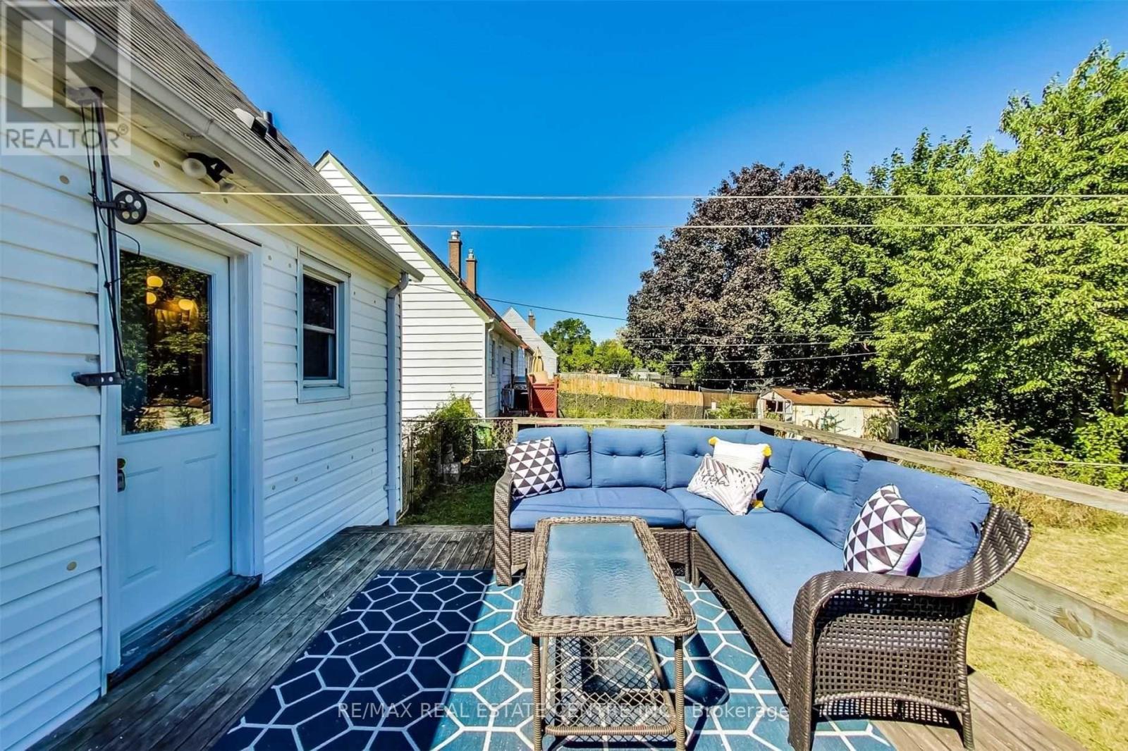 25 Hayes Avenue, Hamilton, Ontario  L8H 1M3 - Photo 26 - X12559984