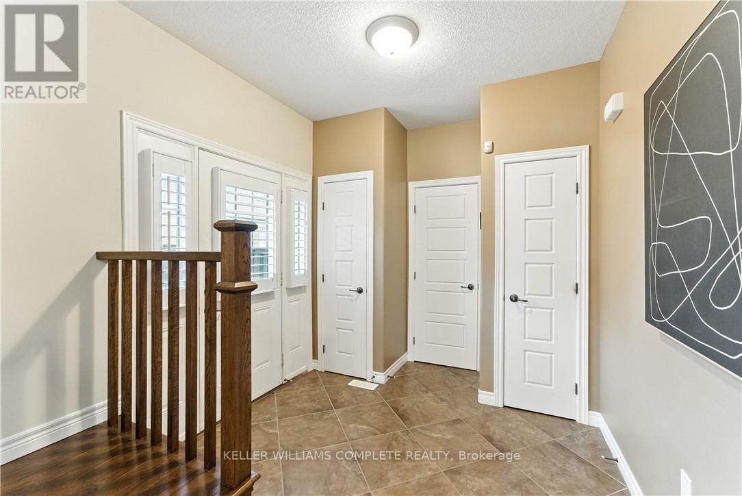 100 Fall Fair Way, Hamilton, Ontario  L0R 1C0 - Photo 6 - X12560076