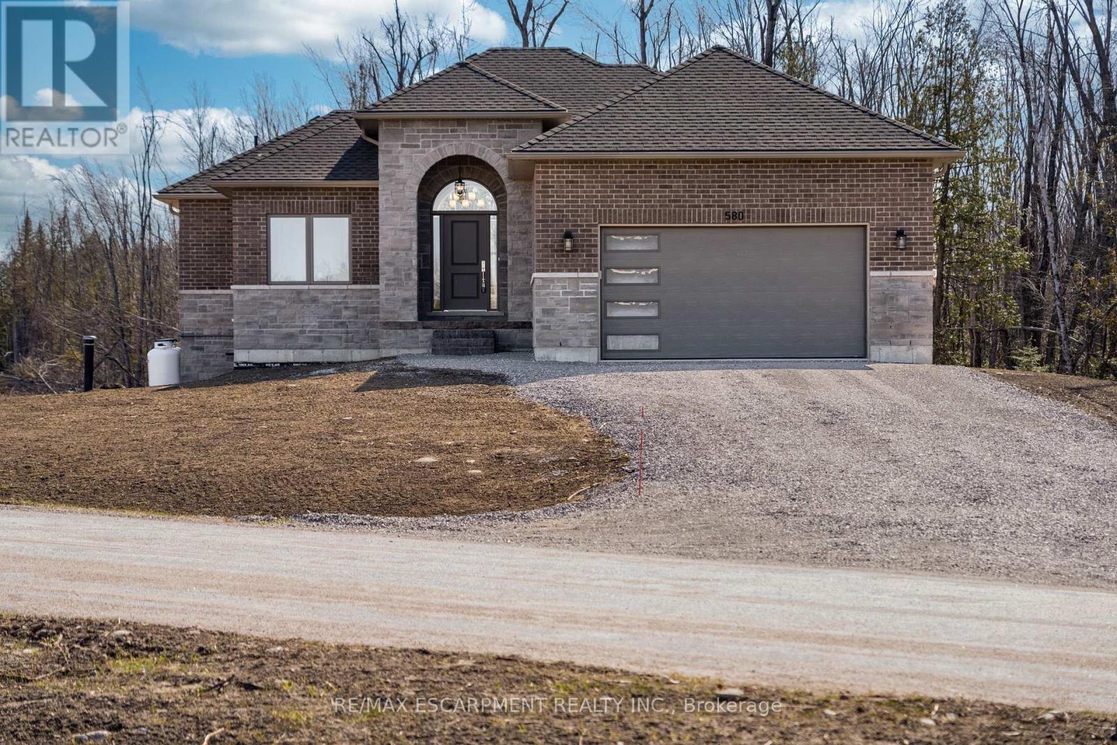 580 Patterson Road, Kawartha Lakes, Ontario  K0M 1N0 - Photo 3 - X12560142