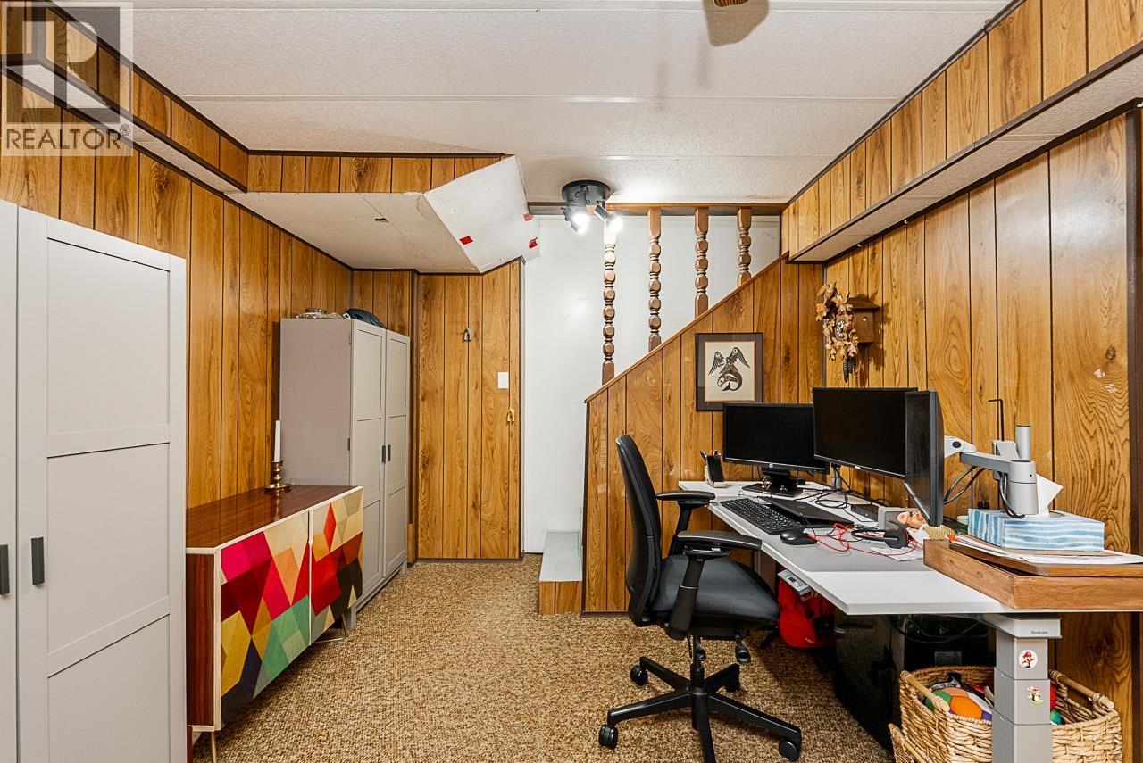 4790 Fernglen Place, Burnaby, British Columbia  V5G 3W1 - Photo 26 - R3068805