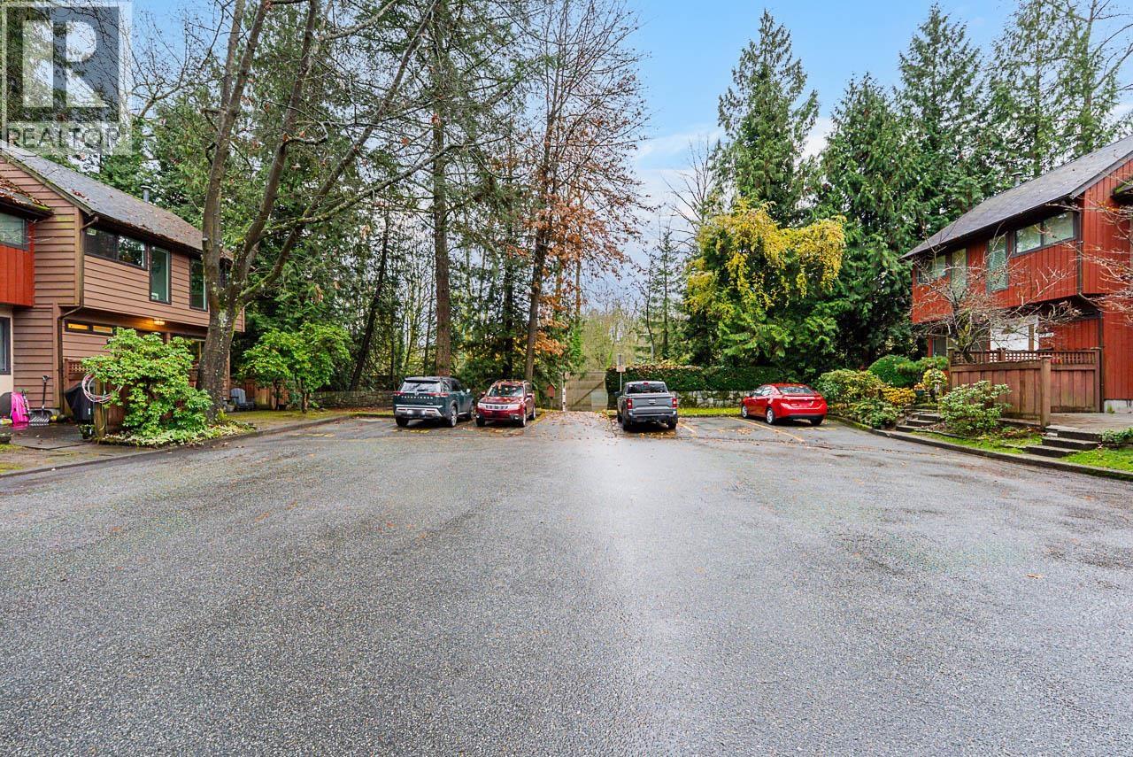 4790 Fernglen Place, Burnaby, British Columbia  V5G 3W1 - Photo 35 - R3068805