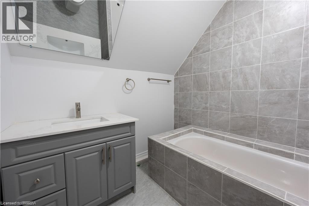 16 Arthur Street Unit# 4c, Brantford, Ontario  N3S 3H3 - Photo 8 - 40789096