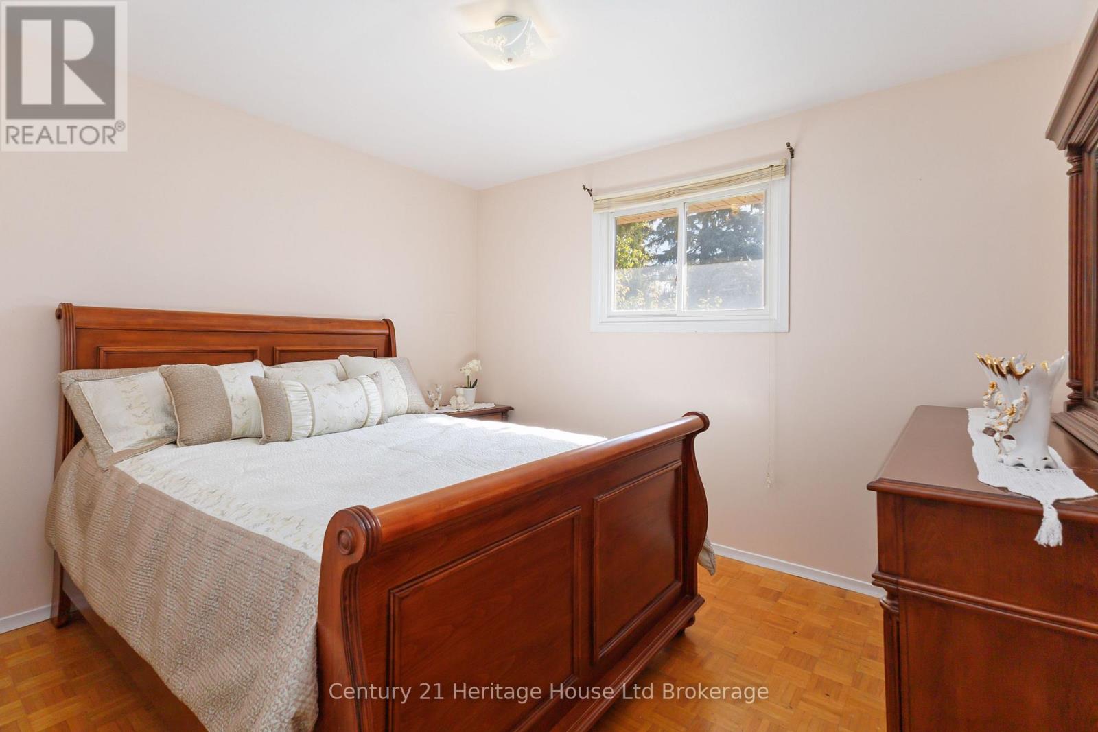 154 Rosamond Crescent, London South, Ontario  N6E 2M9 - Photo 16 - X12560244