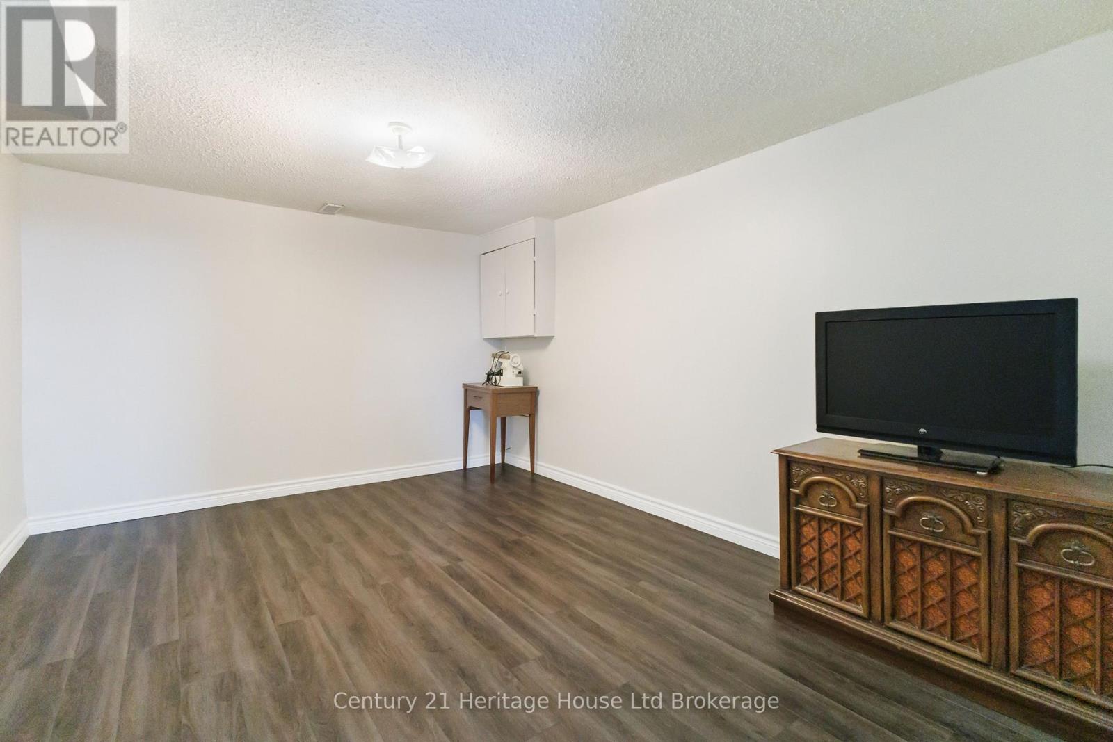 154 Rosamond Crescent, London South, Ontario  N6E 2M9 - Photo 25 - X12560244