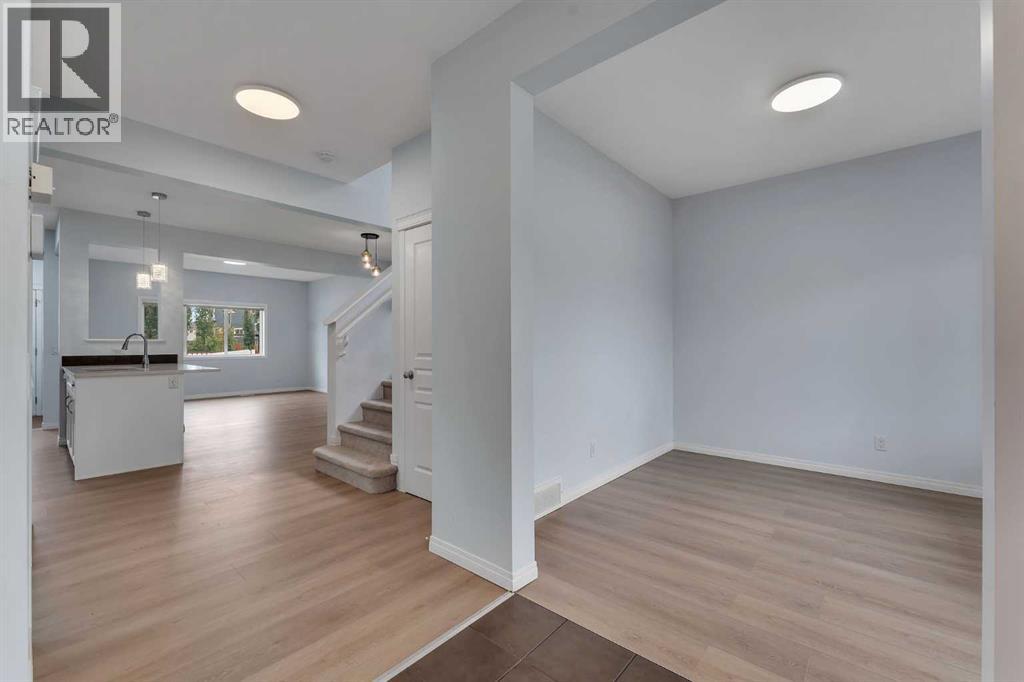 20 Copperpond Grove Se, Calgary, Alberta  T2Z 0X1 - Photo 5 - A2254748