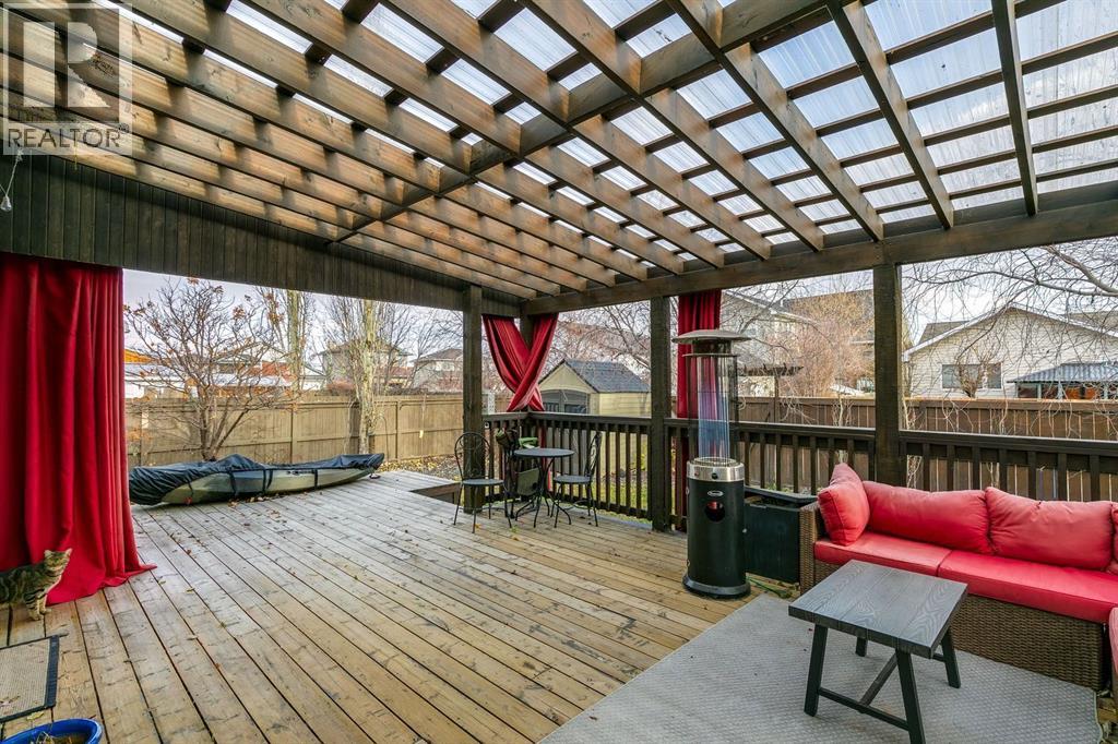 228 Woodhaven Drive, Okotoks, Alberta  T1S 1S7 - Photo 35 - A2270533